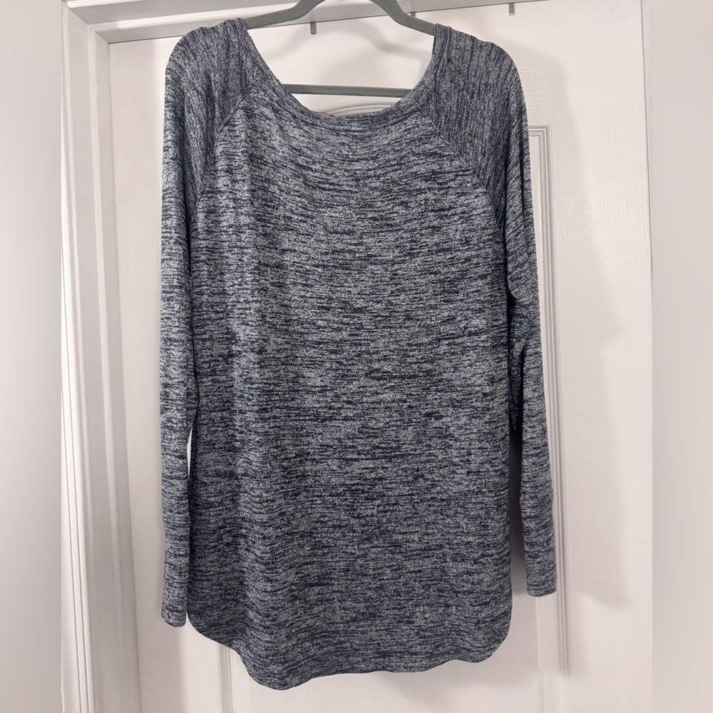 Athleta Gray Marled Long-Sleeve Pullover - Picture 8 of 8